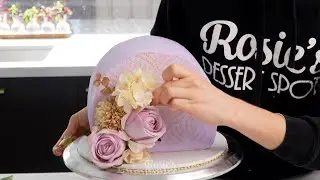 Making a Floral Top Forward Cake