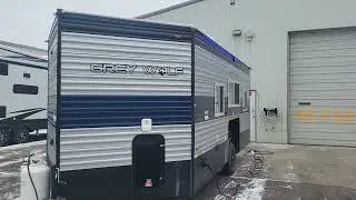 2023 Grey Wolf Fish House 17MP