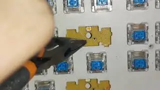 How to remove stucked outemu switch pins in the pcb