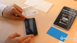 Установка защитного закаленного стекла Inskin Canada 14-ей девочкой на iPhone 4