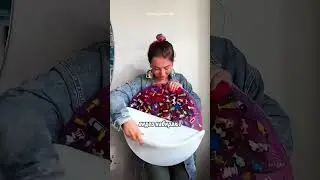 Она превратила детские игрушки в арт декор @lava_smola  #shortvideo