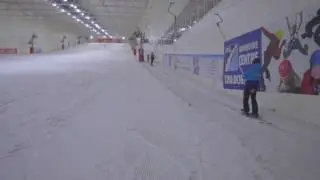 Урок катания на лыжах 4-го уровня: знакомство с основным склоном