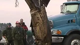 Second World War aircraft wreckage pulled from Lake Muskoka