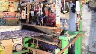 Elaboración de trajes típicos Guatemala Salcaja