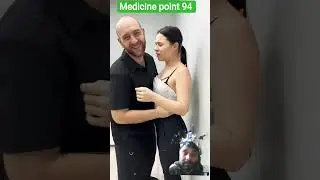 Back pain relief chiropractic Adjustment #ytshorts#backpainrelief #cervicaltreatment#physiotherapist