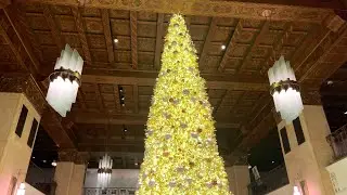 (4K) Christmas Decor Walk In Toronto PATH Underground Mall - Fairmont Hotel/Union Station/PATH
