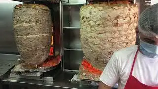 Hamra street during Ramadan شارع الحمرا في شهر رمضان المبارك
