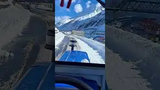 Manali Roadtrip On TRACTOR 🚜🥶☃️❄️ #snow #tractor #travel #mountains #snowfall #youtube