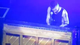 Twenty One Pilots-Tyler Annouces The End Of The Vessel Era