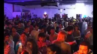 KALIENTE EN EUROPA AMOR AMAR