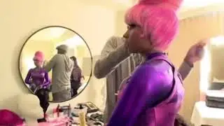 Nicki Minaj- Just Answer the Question, please don&rsquo;t play with me right now