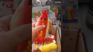 Open a Bark Box with Kila🦴🐾🐕❤️
