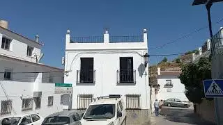 *SOLD* 2 Bedroom Apartment With Large Roof Terrace And 360&deg; Views C&oacute;mpeta