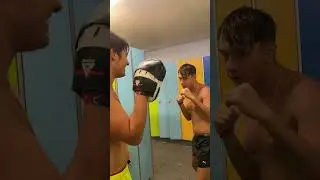 Das Schwimmbad boxt st&auml;rker als gedacht!🥊🤯 #nicoduscht #streetcomedy #boxen #nurnberg