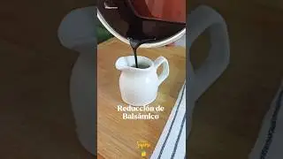 Reducci&oacute;n de vinagre bals&aacute;mico , Reducci&oacute;n de aceto Bals&aacute;mico #balsamicvinegar