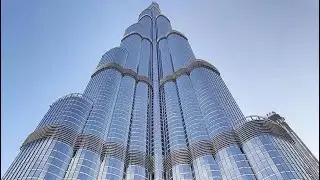 Dubai vew.  Road view dubai mall