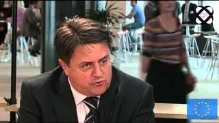 BNP Leader Nick Griffin Q&A Session Interview (Part One).- (twitter.com/MixTVWorld)