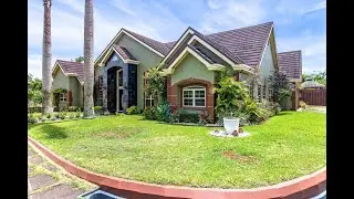House for Sale in Moorlands Estate, Mandeville