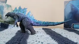 NECA Godzilla 2019 V2 Review Atomic Blast Ver