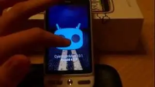 VJ CyanogenMod 10.1 (Android 4.2.2) on HTC Desire
