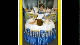 Strolling Tables - Victorian Living Human Table