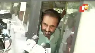 ED's summon to Rahul Gandhi | Congress leaders march from AICC office to Jantar Mantar