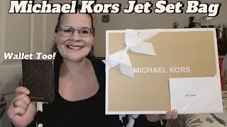 Michael Kors Jet Set Travel Logo Extra Small Zip Tote