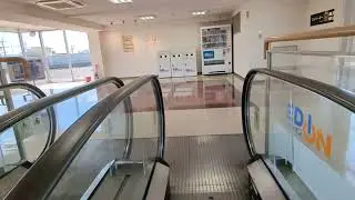 エディオン柴田店　エスカレーター