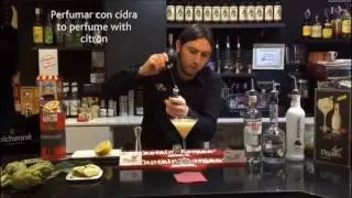 C&oacute;mo preparar cocktail con alcachofa Artishok by Teichenn&eacute;