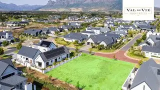 Stand in La Vue neighbourhood on Val de Vie Estate | For Sale | Val de Vie Properties