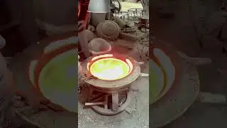 7292988694208793871 Cast Iron Pan Production Process #Luchuan Iron Pan #Luchuan Iron Pan