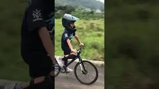 Berlatih bareng teman&rdquo; afos katana family
