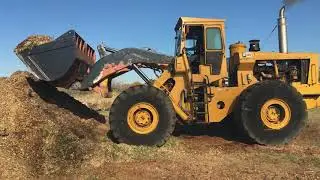 International Harvester Hough H100-C External Moving