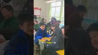 Магия спокойствия учителя: одно движение заставляет весь класс замолчать 🧙&zwj;♂️📝 #короткоевидео