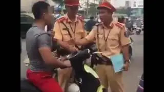 Thanh niên cứng nhất phố Kim Liên mới- Xã Đàn.