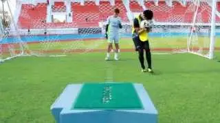 Nipon malanon Goalkeeper training thailand.