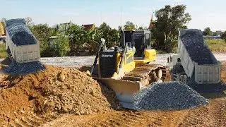 Gracefully waste landfill Remove Mud Zone Use 25T Dump Truck & DH17C3 Shantui Dozer Moving stones