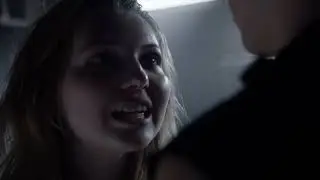 Shameless US - Carl Takes Cassidy Hostage
