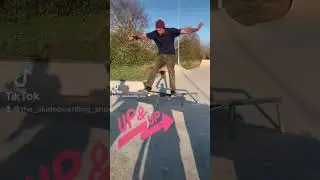 #skateboarding #railslide