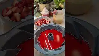 Gelatina de dulce de leche y fresas 