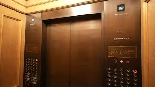 PIĘKNE windy trakcyjne Otis Elevonic 401 z oprawami Lexan