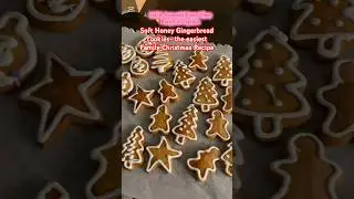 Soft Hungarian Honey Gingerbread Cookies M&eacute;zeskal&aacute;cs Ready in 8 Minutes  #cookies #christmas #baking