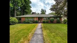 Coldwell Banker Voetberg Real Estate - 1608 Sunset Way