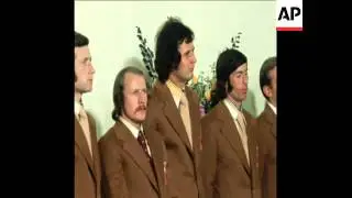 SYND 10 7 74 WORLD CUP SOCCER TEAM WHICH WON THIRD PLACE ARRIVE BACK HOME TO POLAND