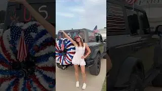 Red, white, and BRONCO🇺🇸💙🍒 #bronco #ford #texas #4thofjuly #decorating #campergirl