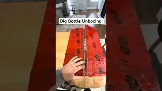 Видео распаковки большой бутылки. Какую бутылку открыть Робу на день рождения? #распаковка #шотла...