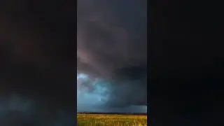 HP supercell with a classic teal glow in the Texas Panhandle near Memphis.