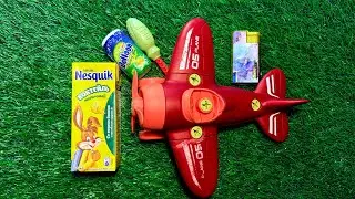 Close-Up ASMR: Toy Plane Pieces & Parts (Scratching & Plastic Sounds). Nesquick & Air plane & Ballon