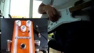 Onamac Windery Hand Wired Overdrive Pedal & Supreme Strat Set -  Pedal in left position