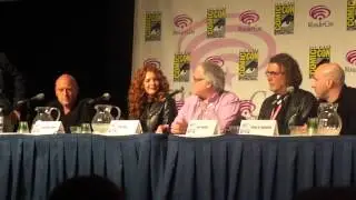 2013 WonderCon - Under The Dome Panel - Differences between the Stephen King & Steven Spielberg